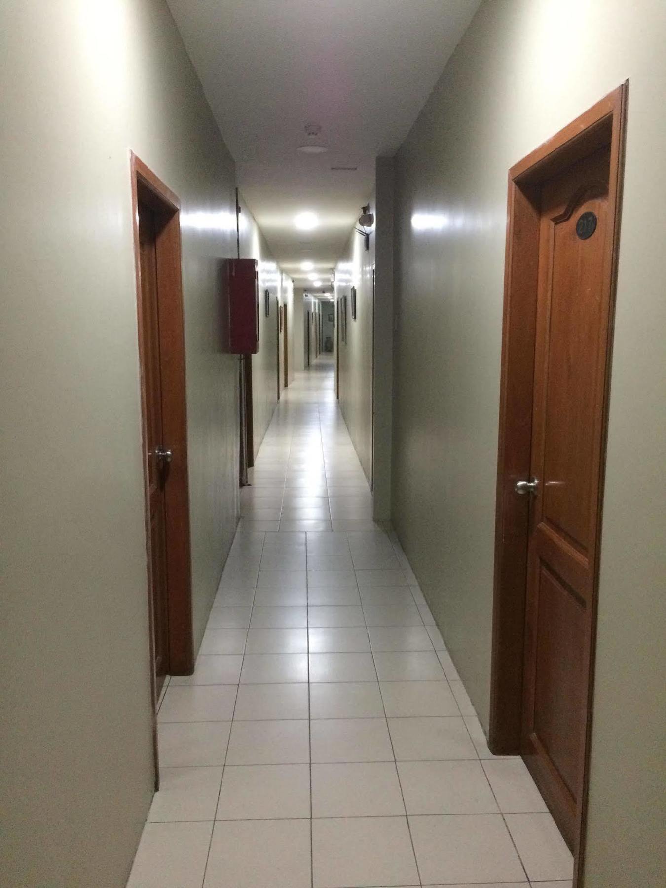 Hotel Ecuador グアヤキル エクステリア 写真